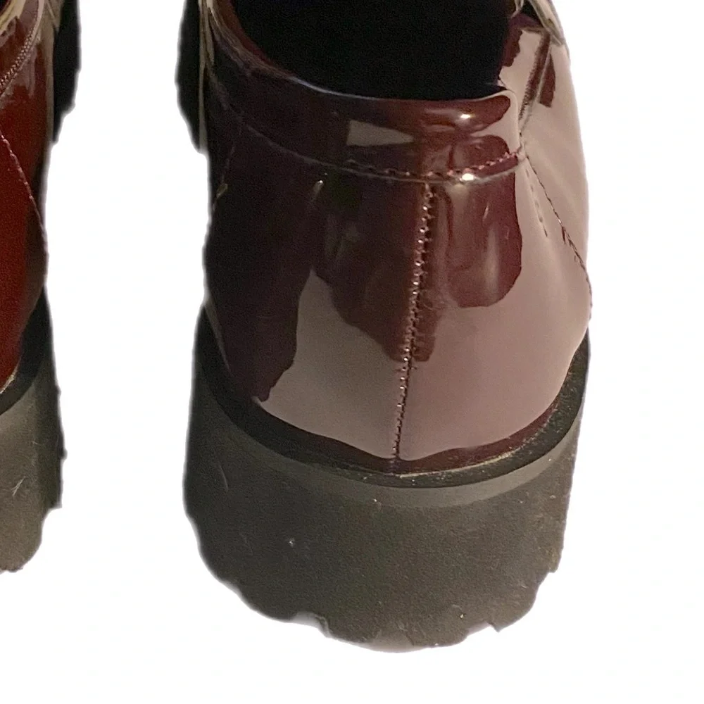 Jones New York Penny Loafer, Prizey, Faux Patent Leather,Wine, Sz 6.5, preppy